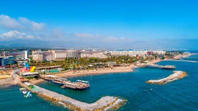 Where to find hotels with playgrounds for toddlers